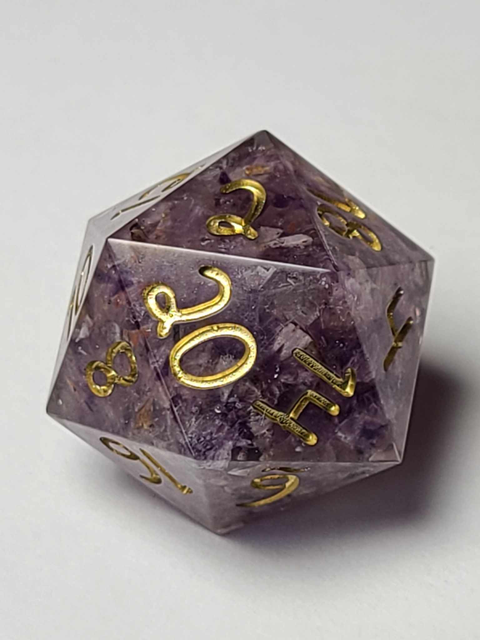 Amethyst d20