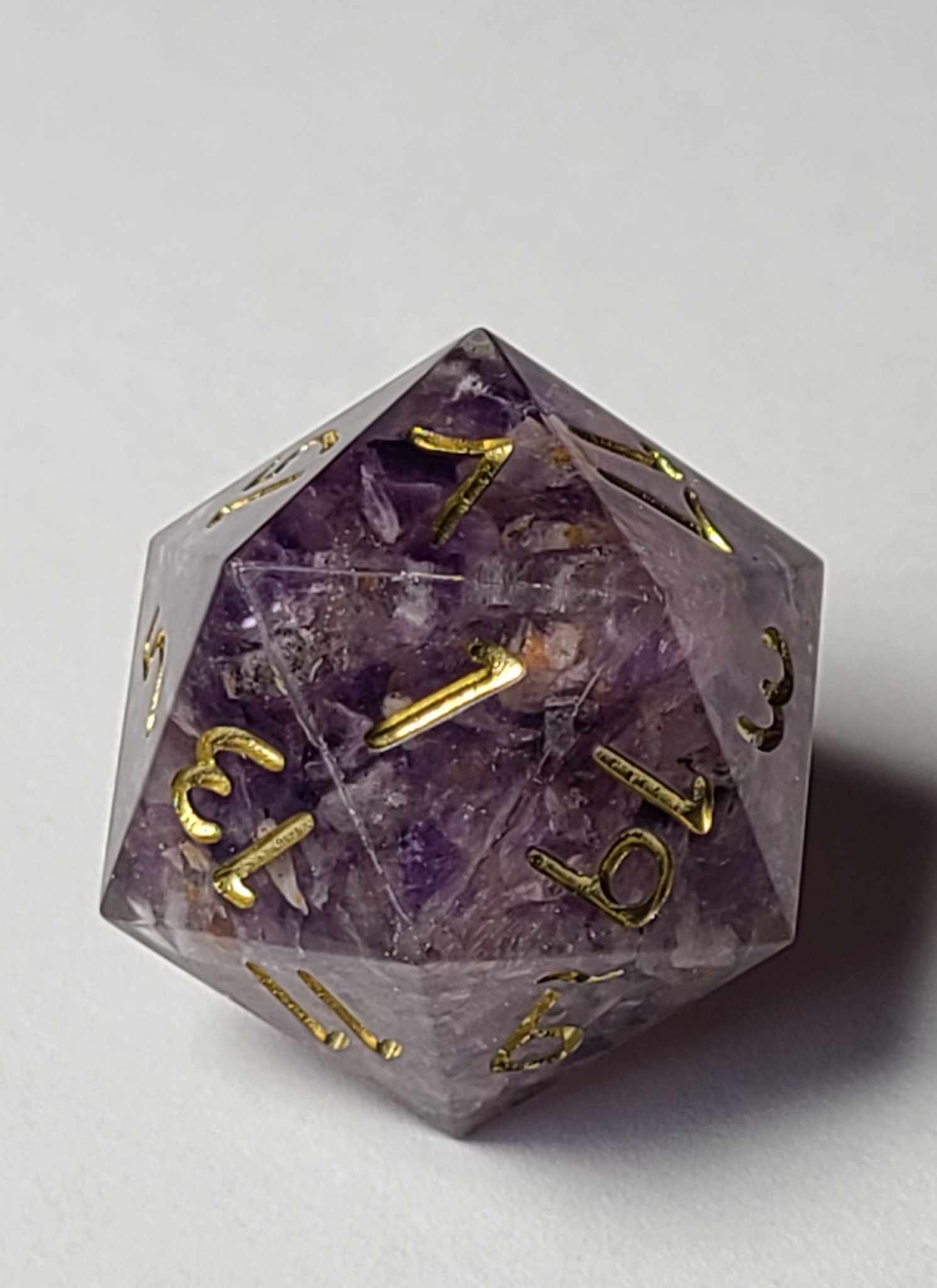 Amethyst d20